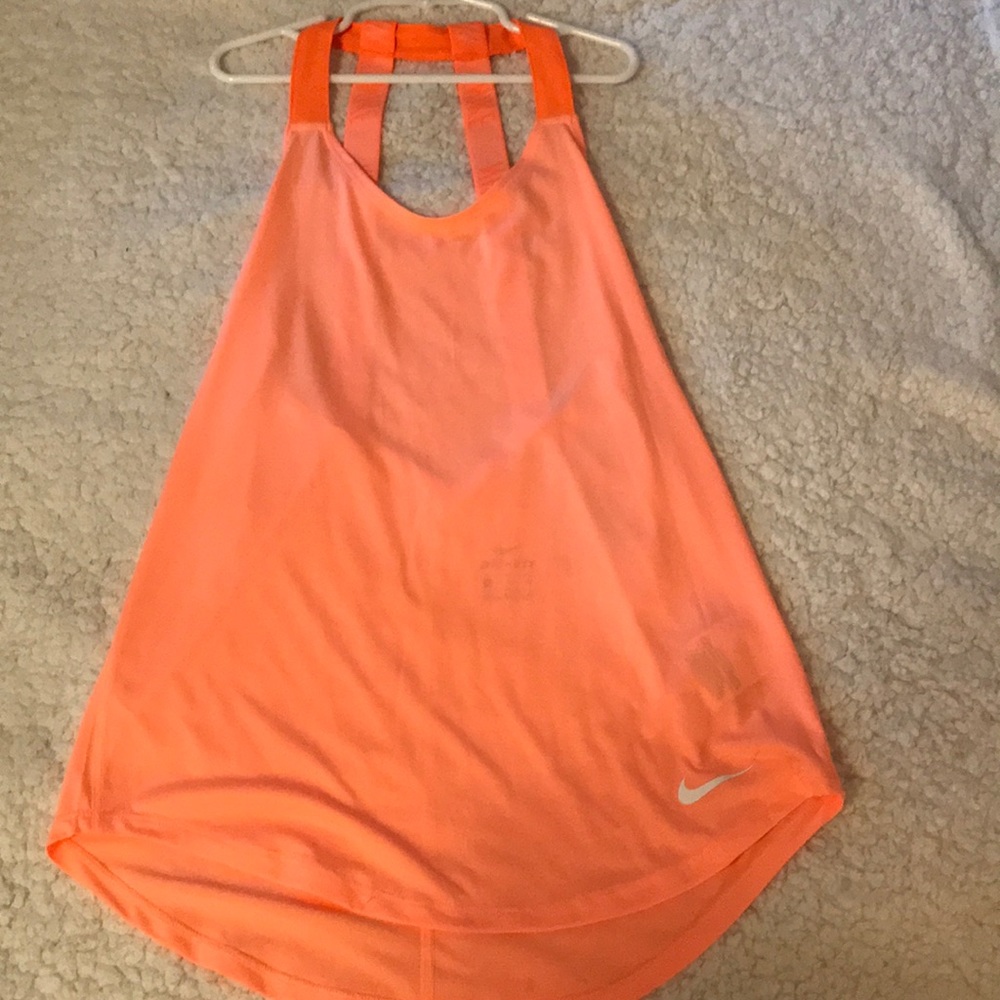 Woman’s Nike Dri-fit tank top!